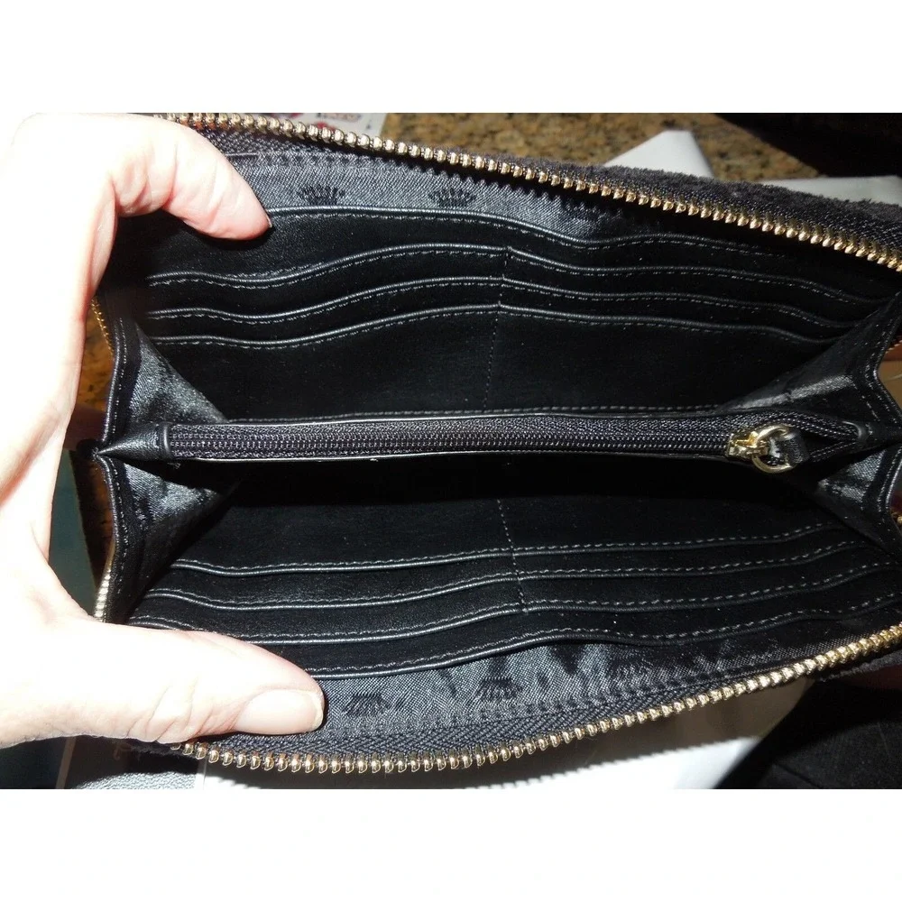 Juicy Couture Black Label Black‎ zip around crown quilted Velour Wallet rt $228